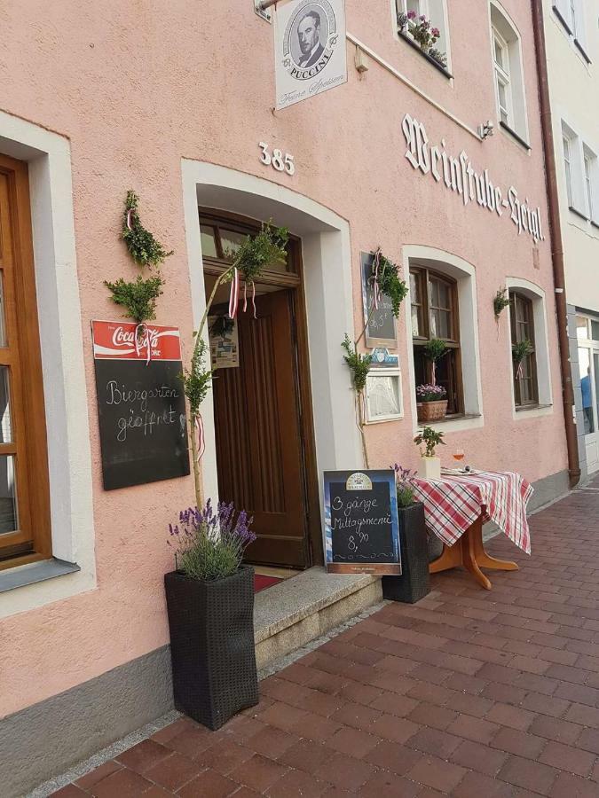 Weinstube Heigl Restaurante Pizzeria Puccini Ξενοδοχείο Λάντσχουτ Εξωτερικό φωτογραφία
